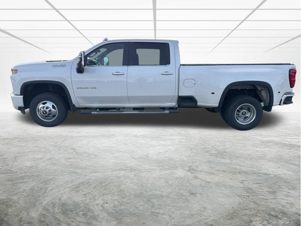 chevrolet silverado 3500hd 2021 1GC4YVEY0MF106974 image chevrolet silverado 3500hd 2021 1GC4YVEY0MF106974 image